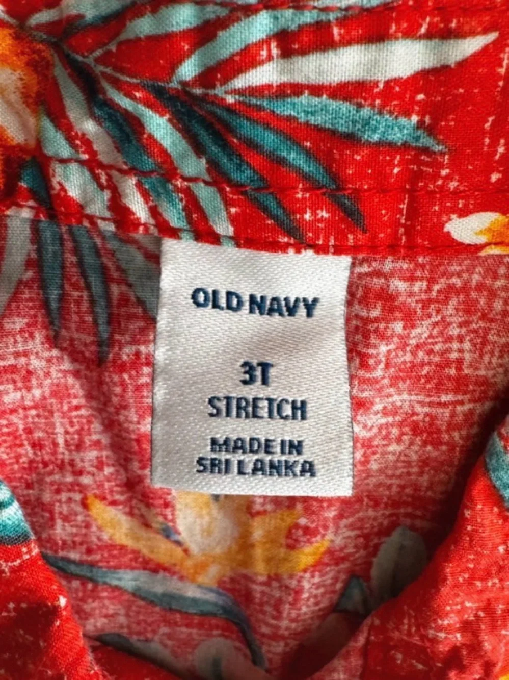 Old Navy Boys 3T Red Tropical Floral Hawaiian Short Sleeve Button Down